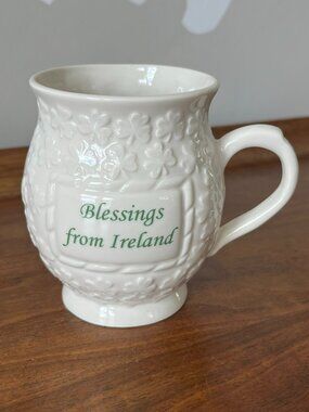 Belleek Blessings from Ireland Mug Shamrock Giftware Collection 14 oz Coffee Cup